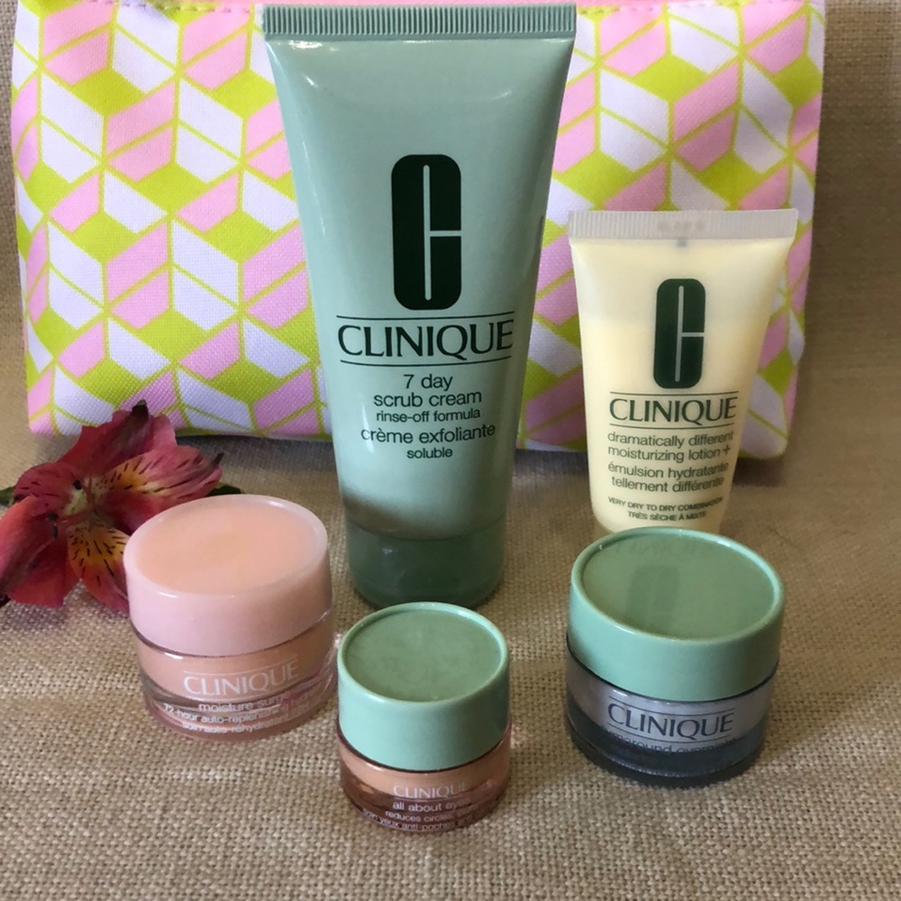 Six Piece Clinique, cleansing and moisturizing must haves!